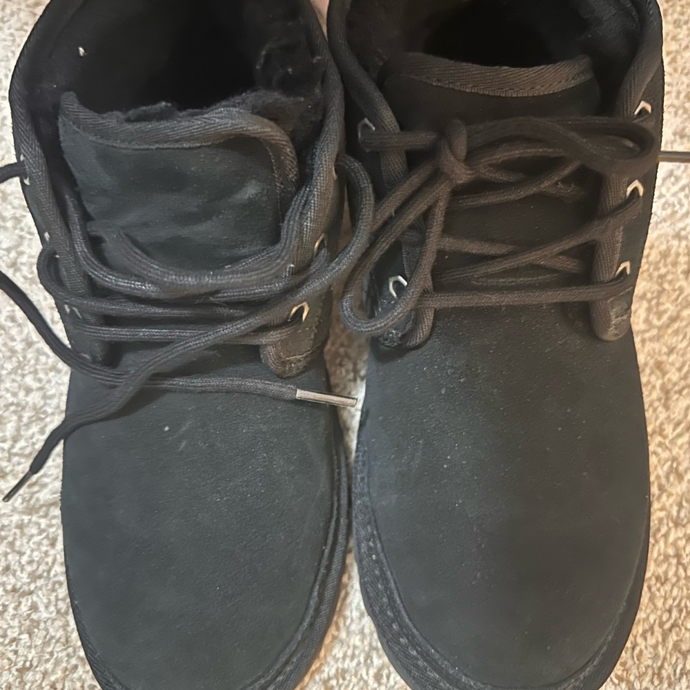 Neumel uggs - Picture 6 of 8